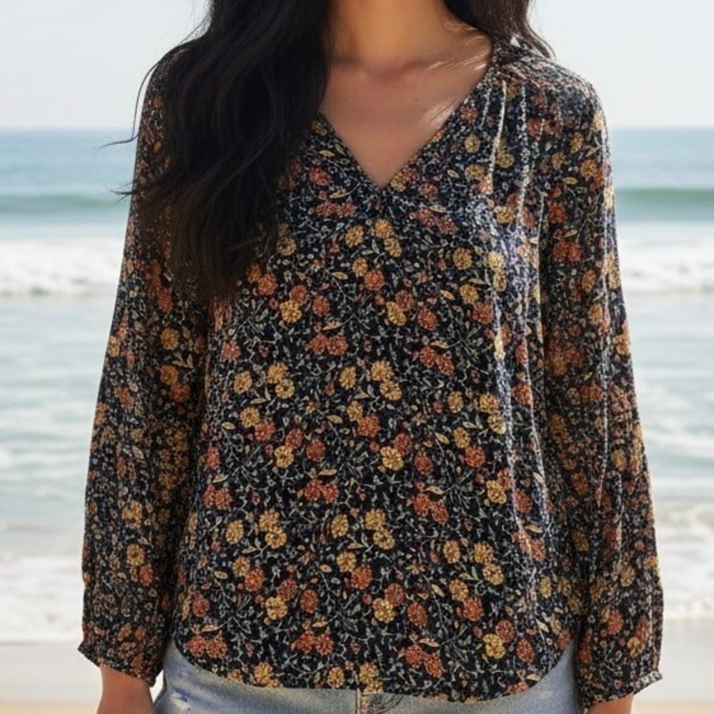 Old Navy Womens Floral Blouse Navy Blue Top Size M Boho Cottagecore Casual Flowy
